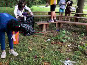 trash pick up in action4